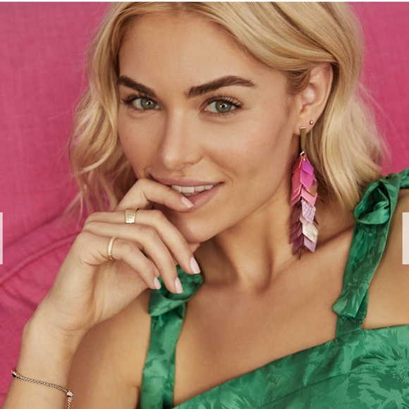 Kendra Scott Jennifer Earrings in Pink Mix 2019 🏝 - Picture 8 of 8